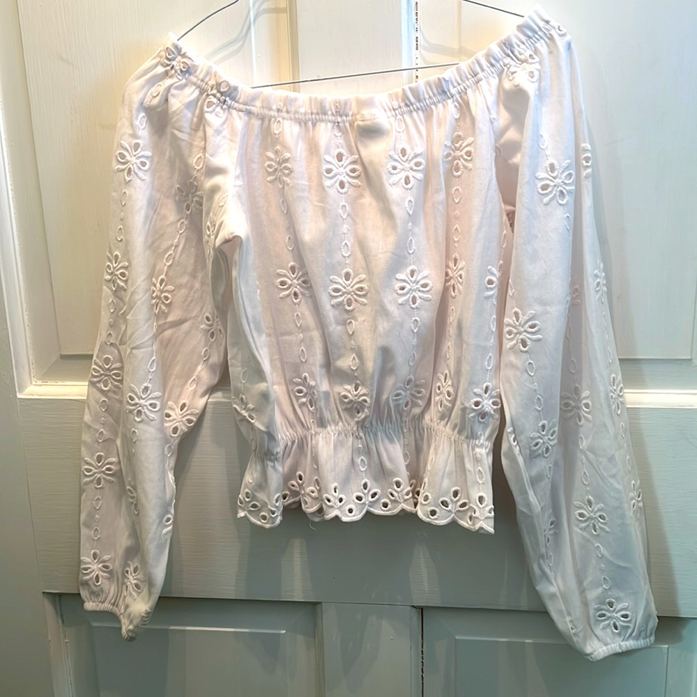 Cute White Eyelet Boho Top - Picture 5 of 5